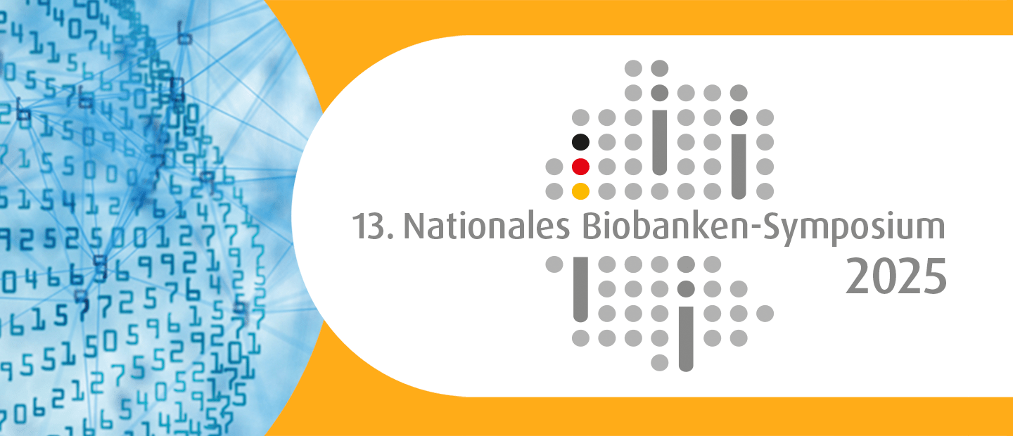 Links ist ein blaues Bild mit Codezahlen zu sehen. Rechts befindet sich das Logo des 13. Nationalen Biobanken-Symposiums 2025.