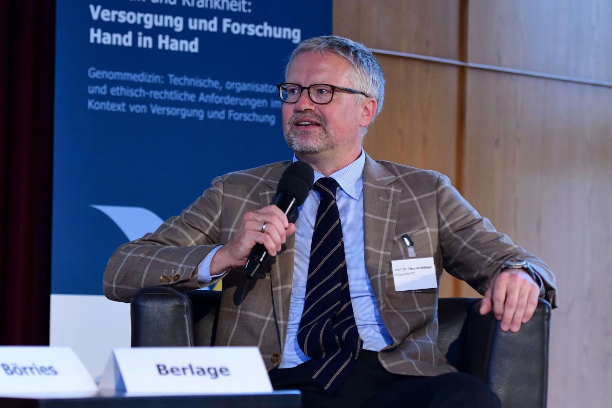 Prof. Dr. Thomas Berlage beim genomDE-Symposium 2022