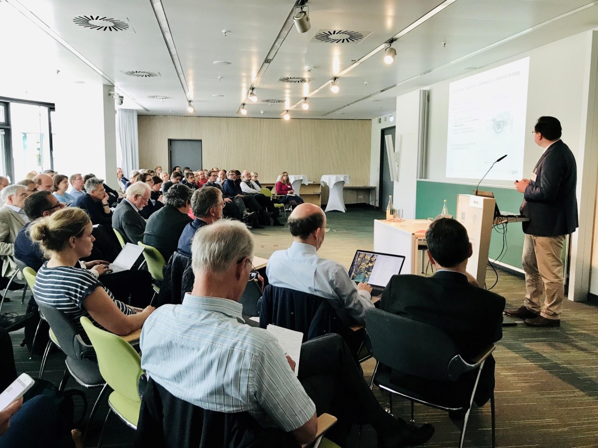 Genomexpertinnen und -experten diskutierten am 27. Mai 2019 in Berlin Perspektiven der Einführung einer genomischen Medizin in Deutschland.