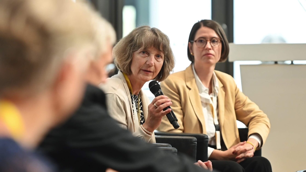 Heike Gantke auf dem genomDE-Symposium 2024