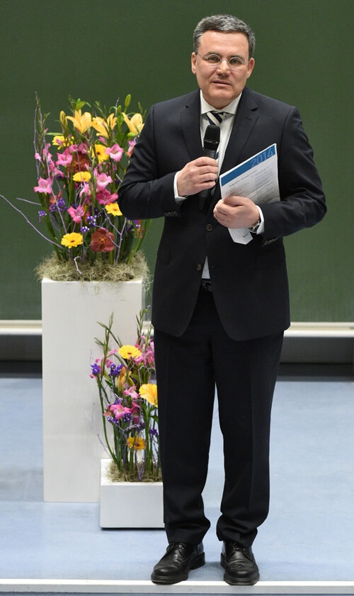 Kiehntopf mit Blumen TMF Jahreskongress 2014