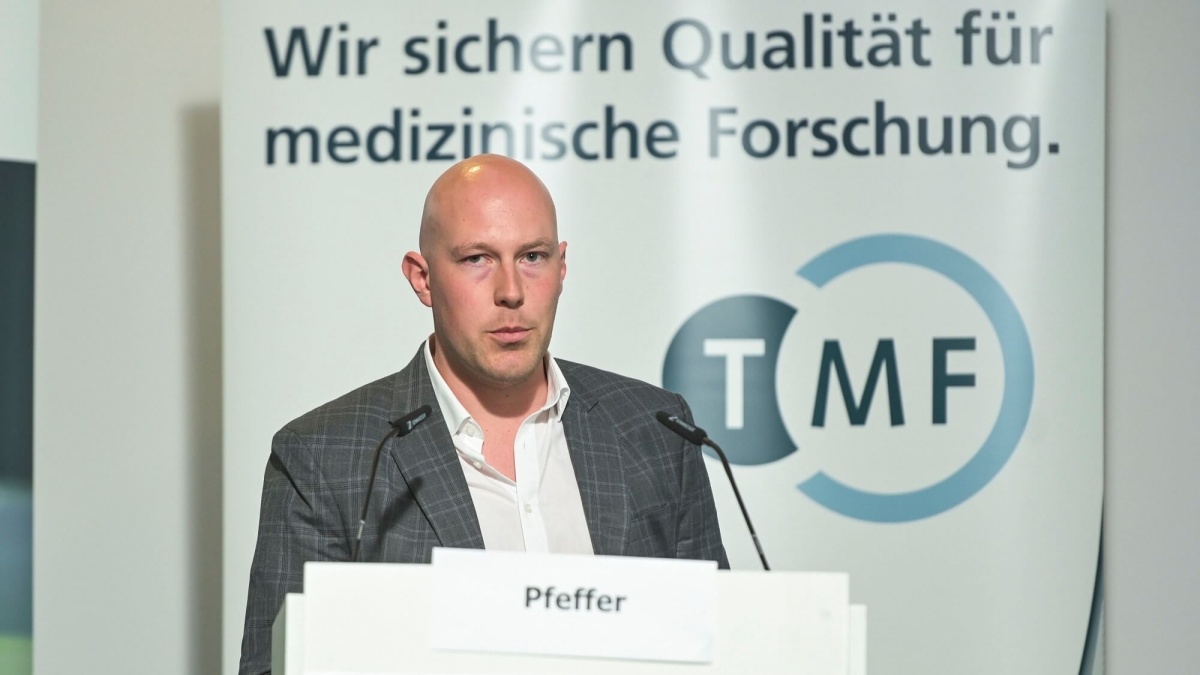 Tilmann Pfeffer auf dem Biobanken-Symposium 2023