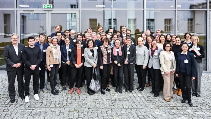 Die Teilnehmenden der Kick-off-Veranstaltung zum BMG-Forschungsnetzwerk zu Long COVID